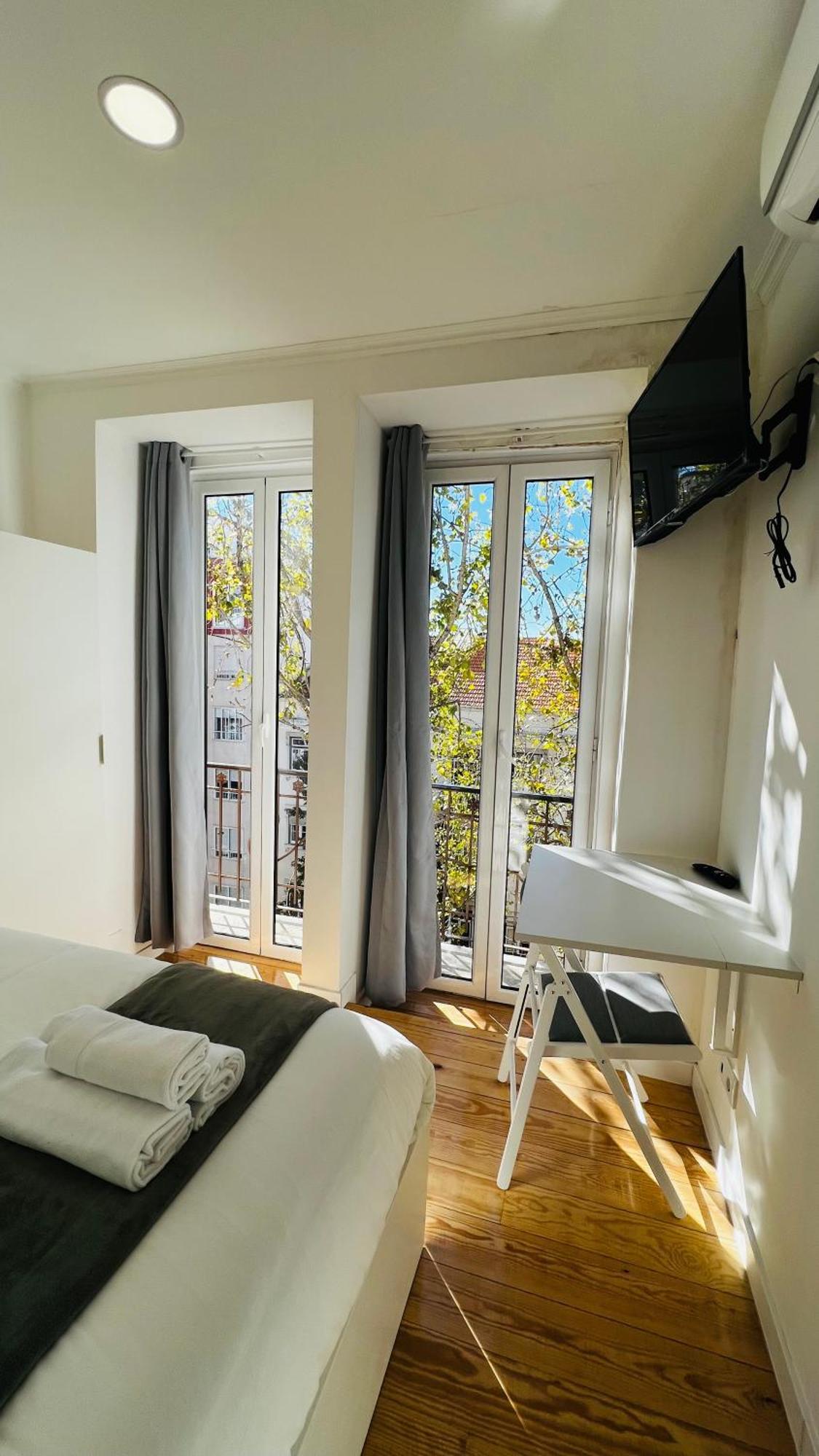 Suites Luciano Cordeiro Lisboa Екстериор снимка
